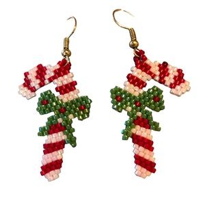 Xmas Party Candy Cane Hand Beaded Hook Drop Dangle Earrings Fashion Jewelry 1.5”